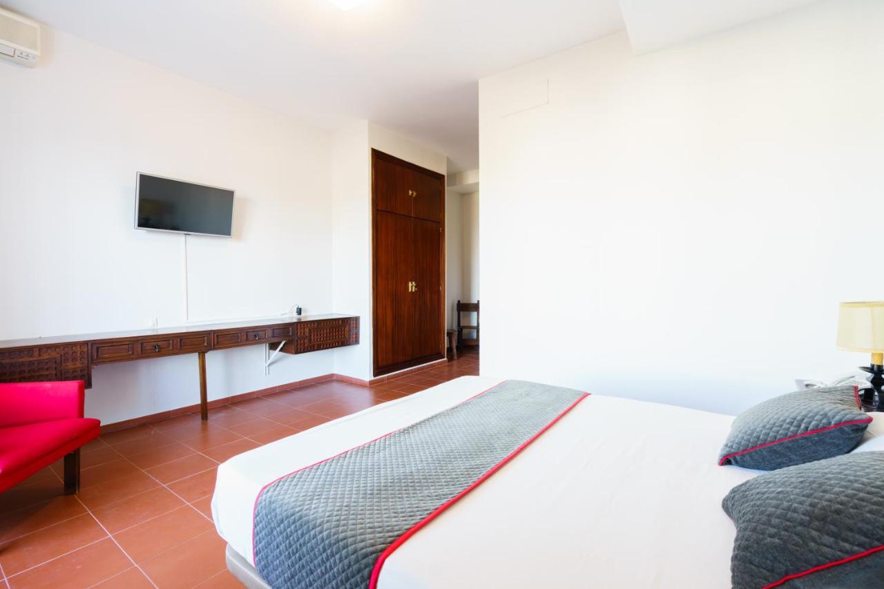 Venta Del Alto Hotel Las Cumbres By Vivere Stays El Garrobo Extérieur photo